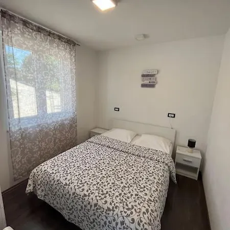 Modern House With Private Pool Vila