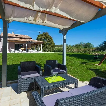 Vila Modern House With Private Pool Žminj