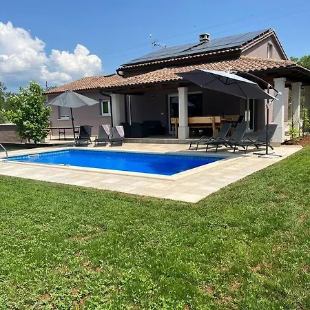 Modern House With Private Pool * Žminj